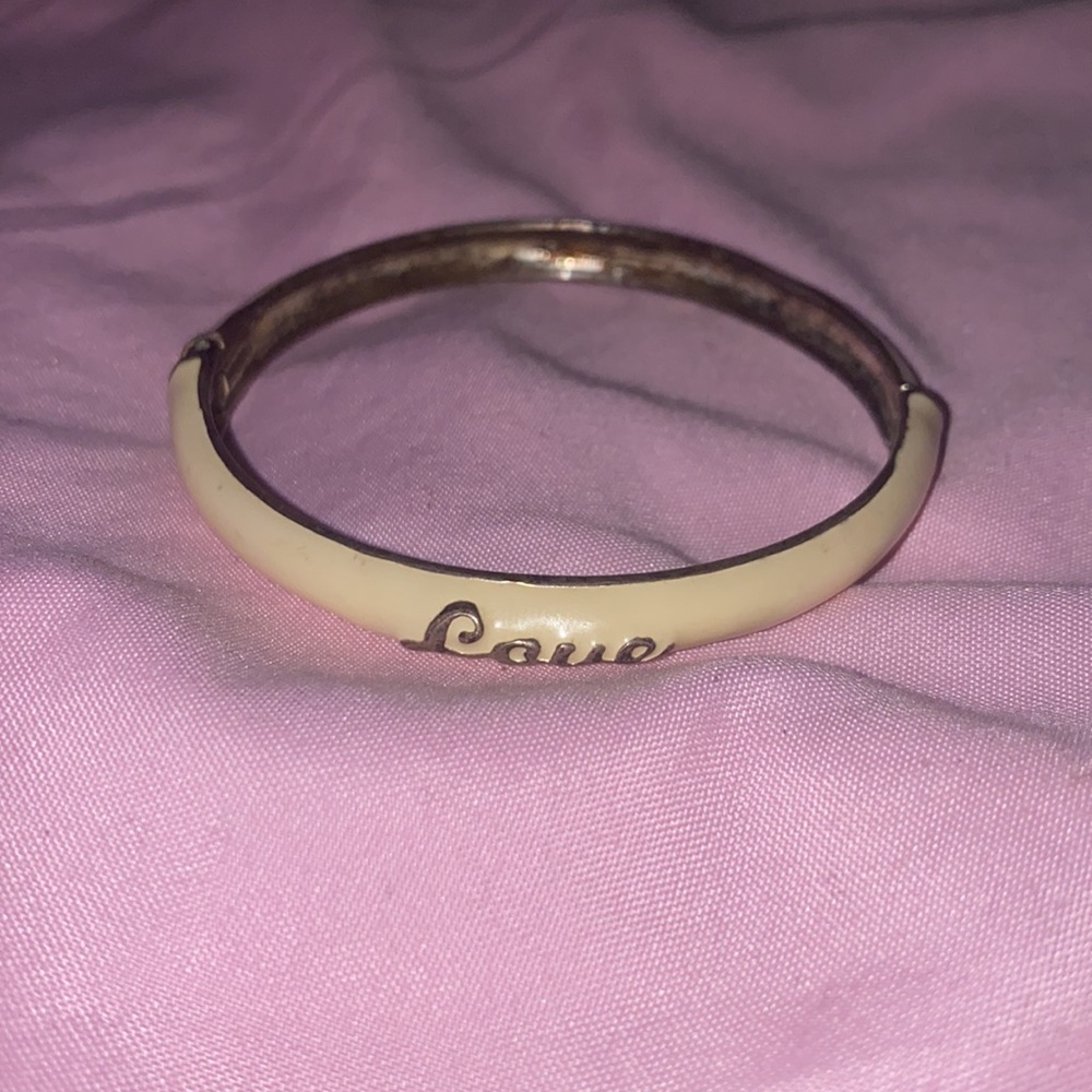 Set of bangle bracelets - Picture 6 of 9